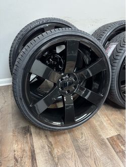 NEW 24 inch gloss black trailblazer ss wheels wrapped in lexanis 275/30r24