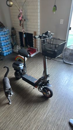 Vipcoo VS2 electric scooter