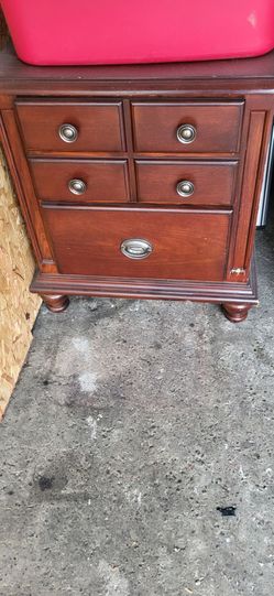 Night stand