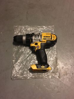 Dewalt 20v hammer drill !!!! New !!!! Pick up only !!! Please dont waste my time !!!! Bare tool only !!!!