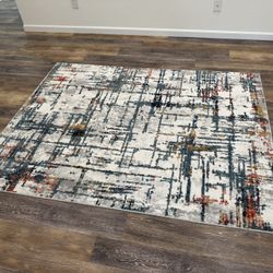 Area Rug 5’x7’