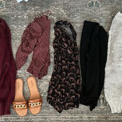 Lot Of Women’s Clothing 