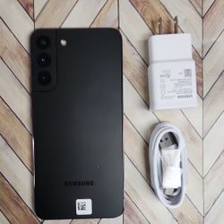 ⬛️ Samsung s22plus🫶 5g 🔵unlock any sim