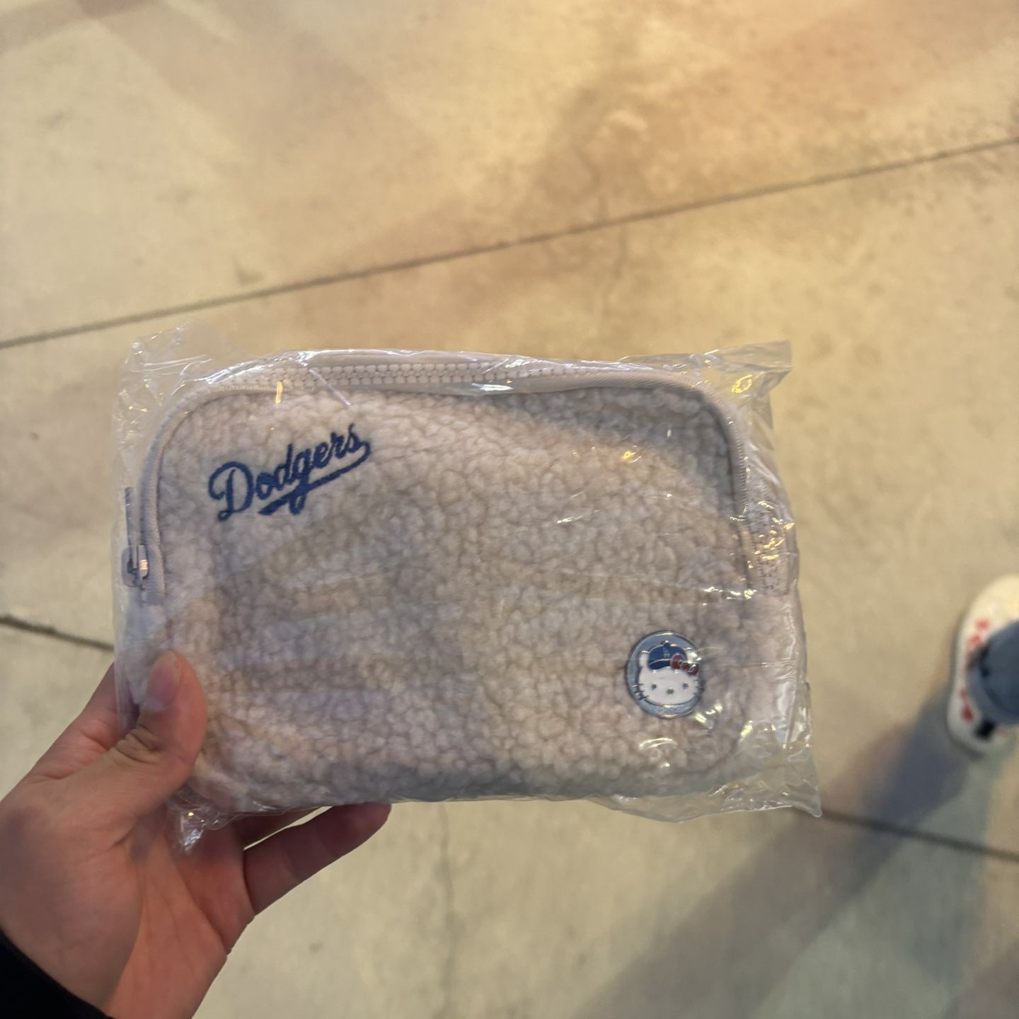 Dodgers Hello Kitty Night Bag 