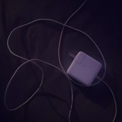 Apple MacBook charger 