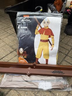 Avatar The Last Airbender Halloween Costume Deluxe Mask And Staff