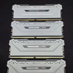 32GB Corsair Vengeance RGB DDR4 RAM