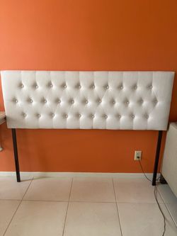 Queen Size Tufted Upholstered Headboard