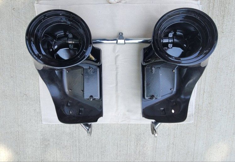 Harley Lower Fairings And Saddlebag Lids