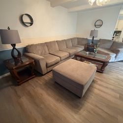 FULL SET BEIGE SECTIONAL COUCH