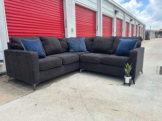 FREE DELIVERY! DARK GREY SECTIONAL!