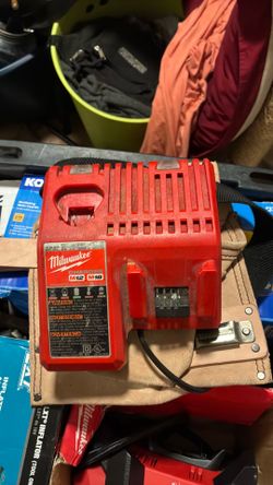 Charger 12 18