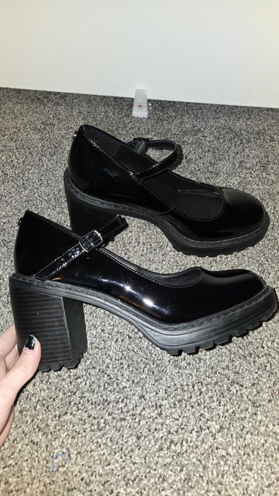 Madden NYC Women’s Platform Heel Mary Janes Size 8