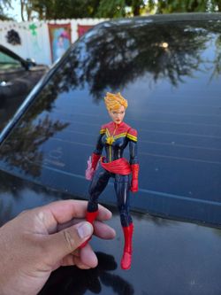 Captain marvel legends