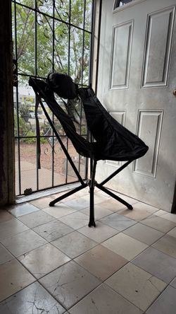 Cliq chair epiq lounge chair