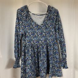 Medium Light Blue Floral Top