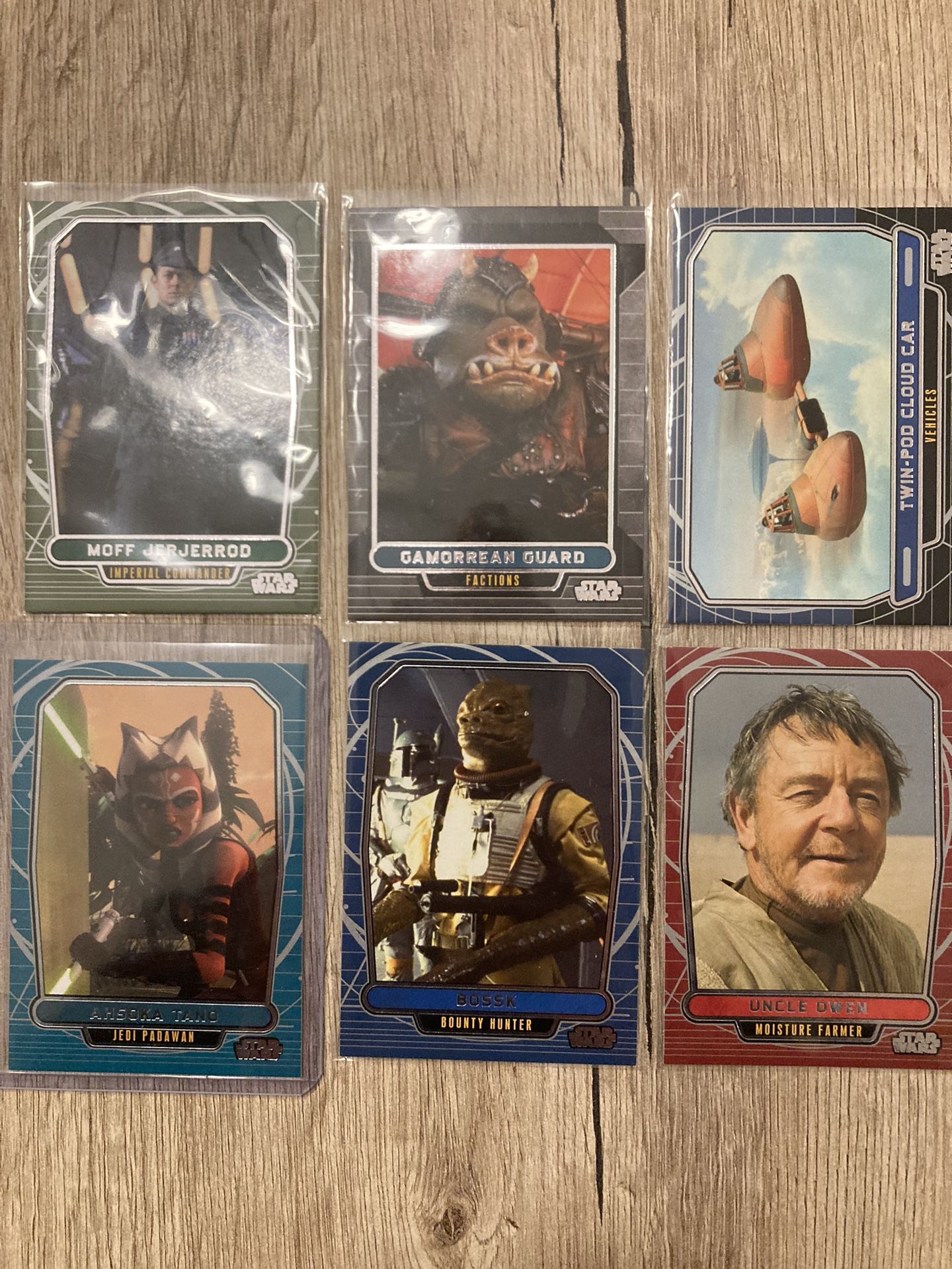 Lot of 6 Star Wars Cards (Asoka)