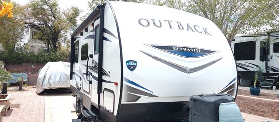 2018 Keystone Outback 21ft