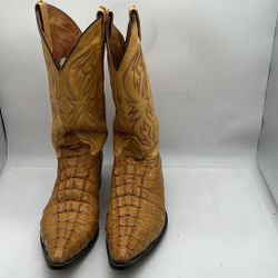 Men Boots Size 11