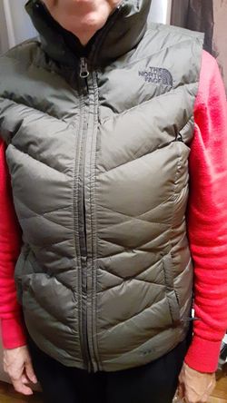 The north face vest xs