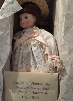 Princess house porcelain doll Lauren