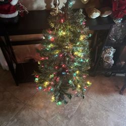 New Christmas Tree 4 Ft Built In Lights
