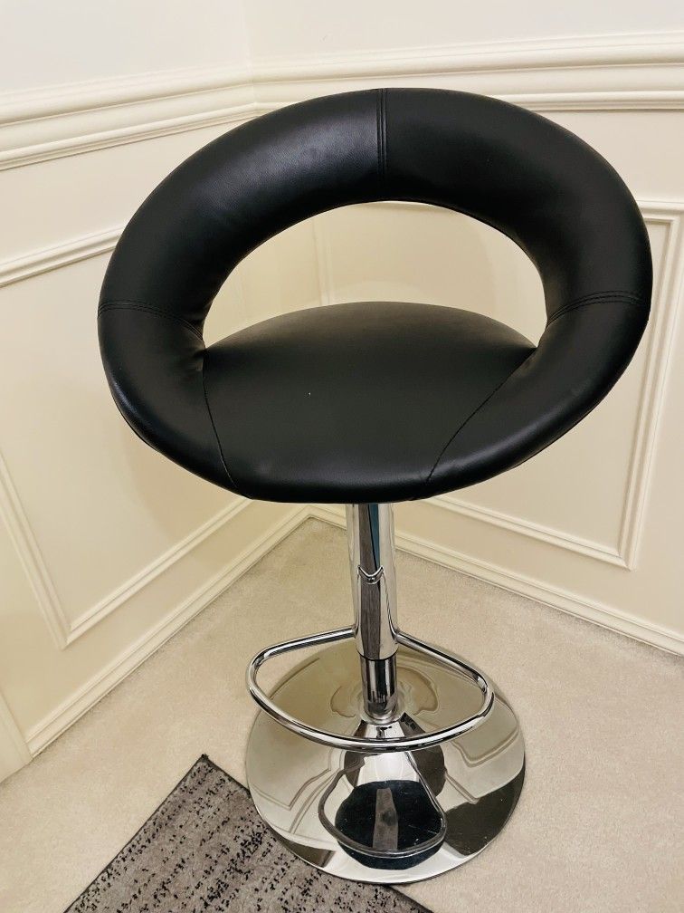 Leather Bar Stool