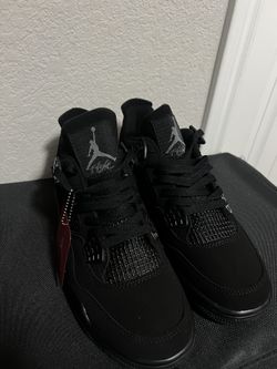 Retro 4 Black Cats