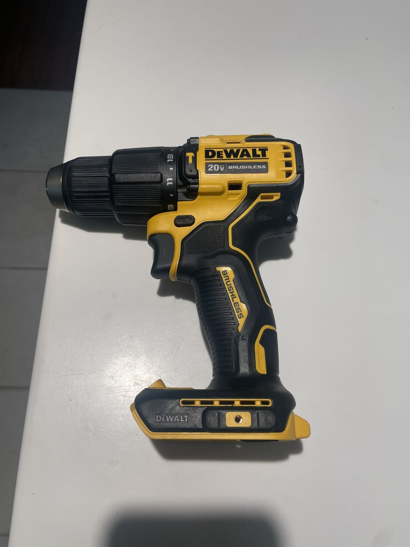 Brand New Dewalt Atomic Hammer Drill 20v