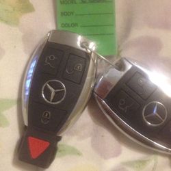 2013 Mercedes key fob