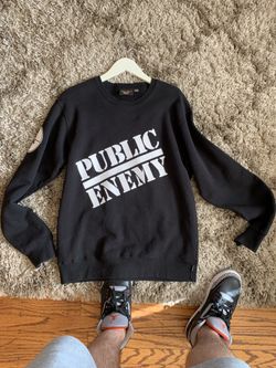 Supreme public enemy