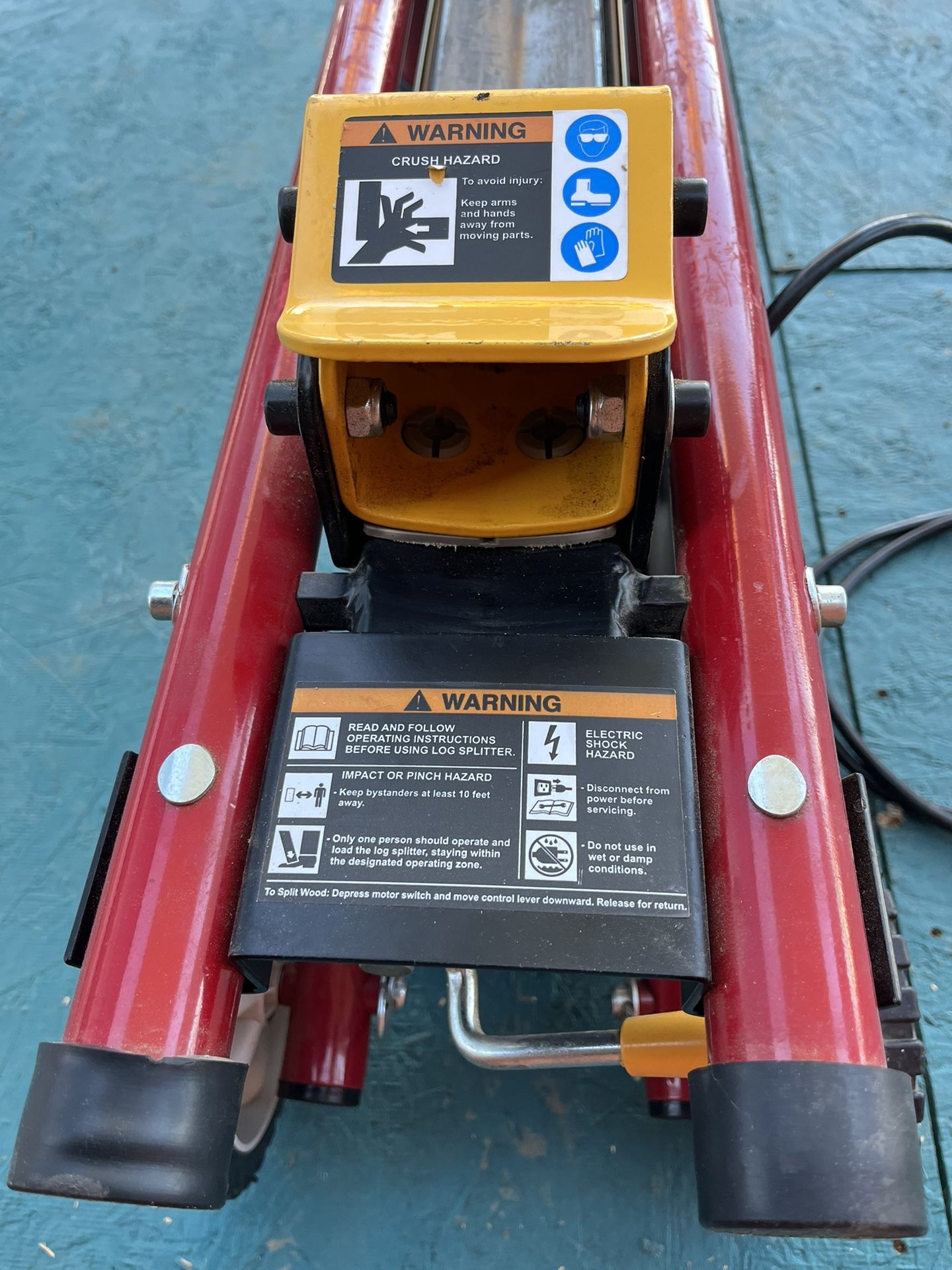 Southland 6 Ton Electric Wood Splitter for Sale in Yucca Valley, CA