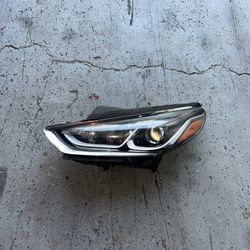 2018 2019 Hyundai Sonata Driver Lh Us Built Halogen Headlight OEM
