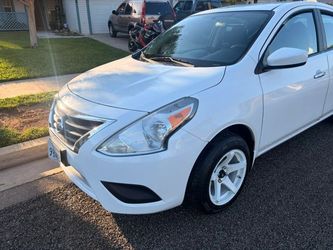2016 Nissan Versa