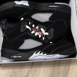Jordan 5 Retro OG Black Metallic Reimagined