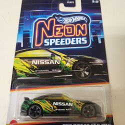 Hot Wheels Nissan GT-R R35 Neon Speeders 