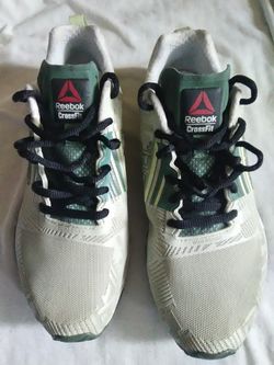 REEBOK CROSSFIT WOMEN SIZE 7