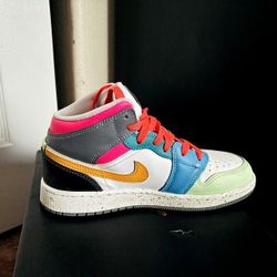 Nike Jordan Shoes Size 4y