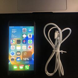 Unlocked iPhone 8 64 GB in Space Grey (T-Mobile, AT&T, Etc)