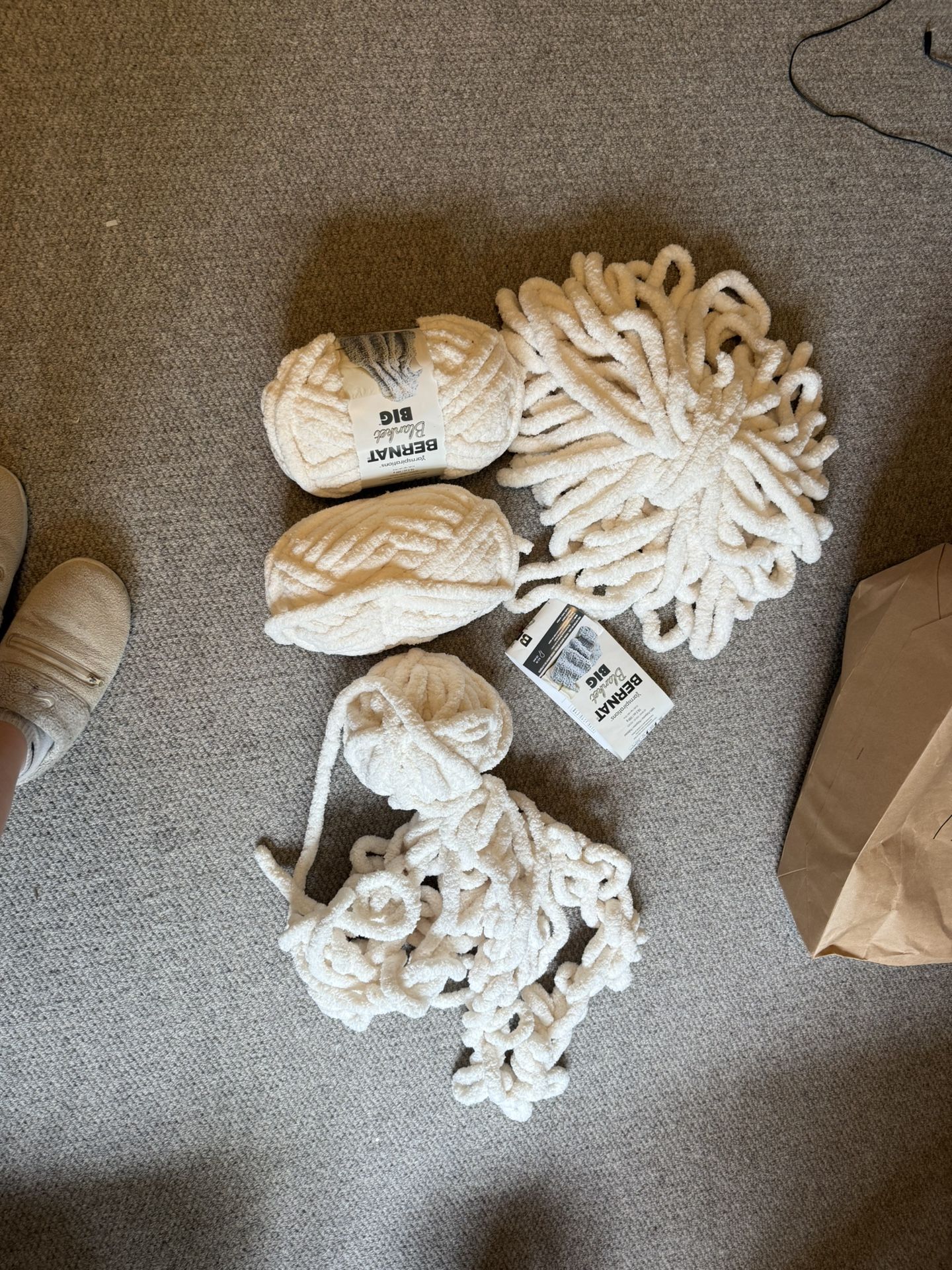 Lots Of Fluffy White Yarn 