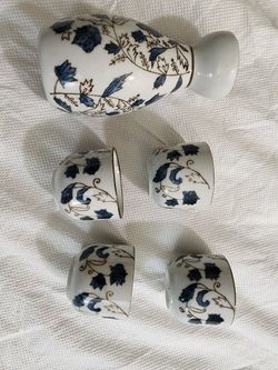 Vintage Sake Cups Blue White Porcelain Japanese Set Of 5