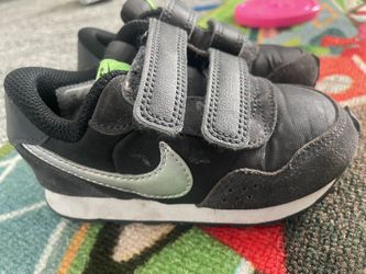 Size 7C Nike Cortez Boy shoes 👟 