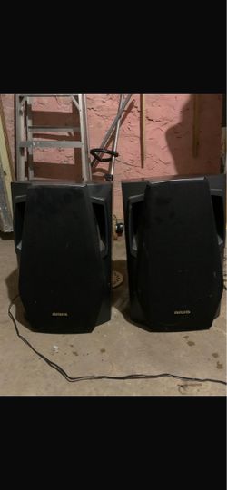 Aiwa Speakers