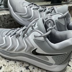 NEW Mens Nike KD17 Basketball Shoes 11.5 