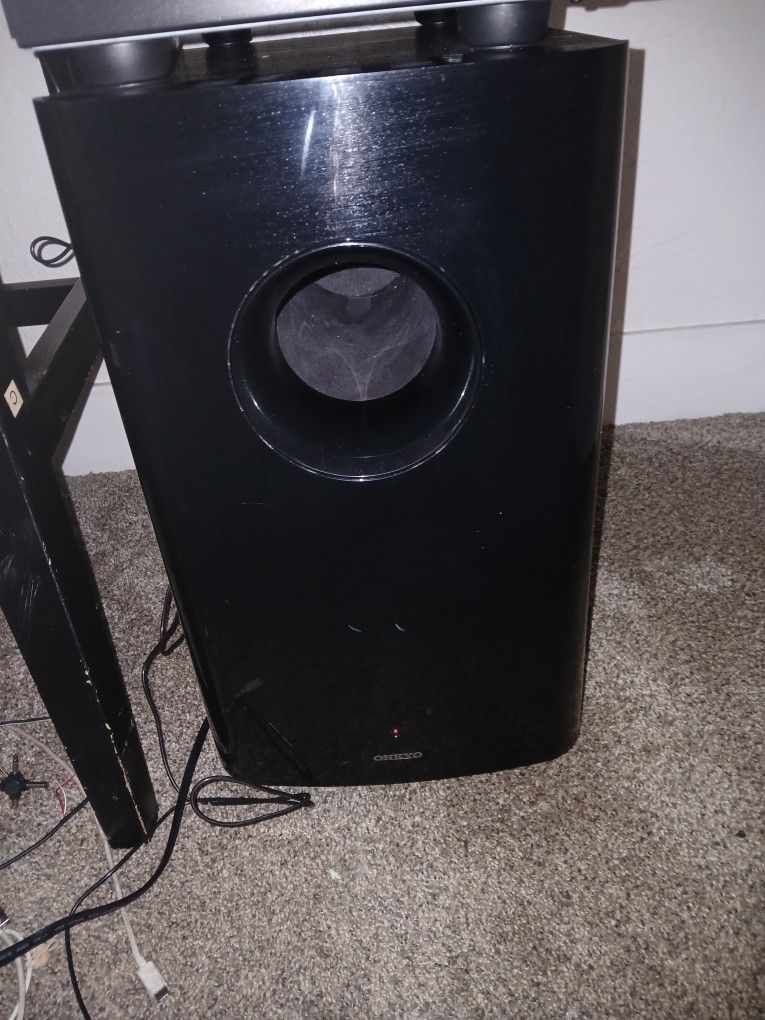 Onkyo Powered SUB WOOFER 230 WATTS