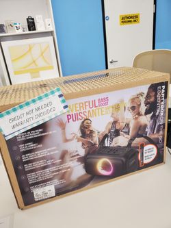 💥 Wireless Party Beast – JBL PartyBox On-The-Go Essential (Brand New) with Mic Now $329! $50 Off + Take It Today for $1 Down