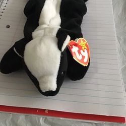 1995 Ty Beanie Baby Stinky The Skunk Mint Condition With The Tags