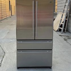 GE Refrigerator 