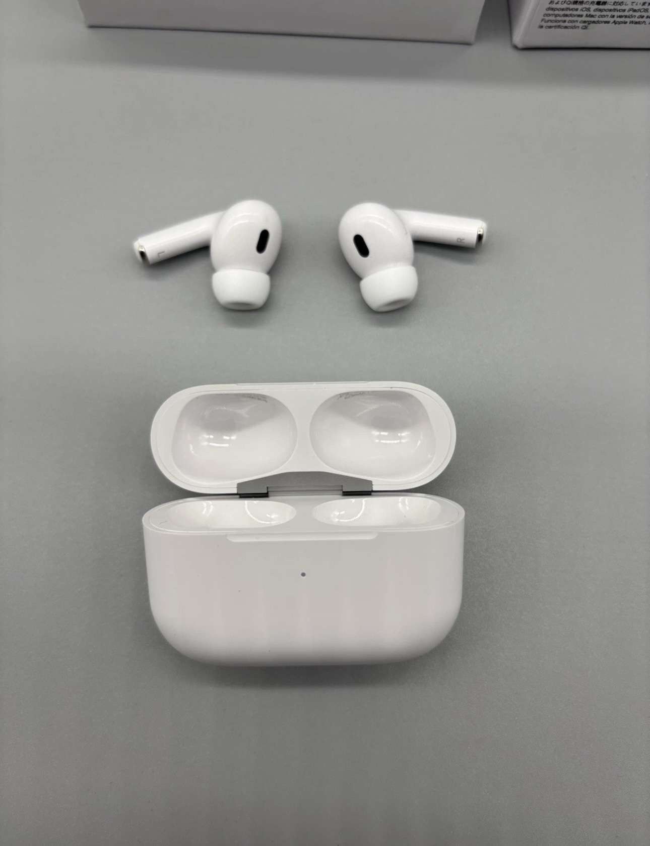 Airpod Pro 2 Magsafe apple care.