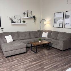 Light Gray Sectional Couch DELIVERY WITHIN A WEEK